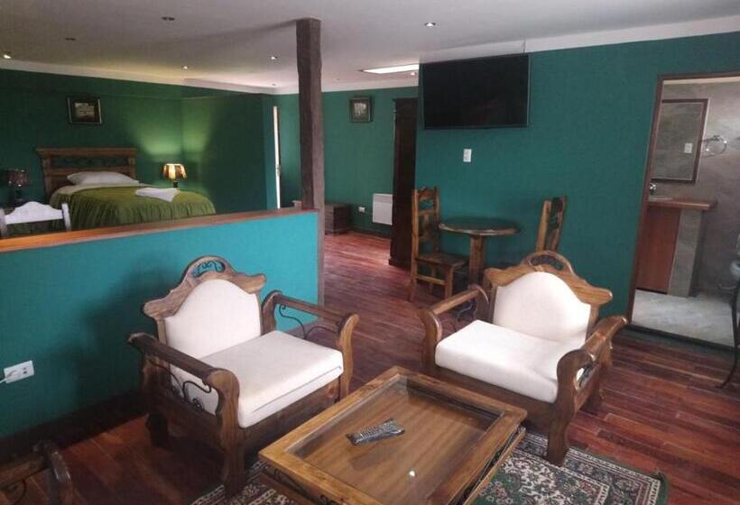 سوییت جونیور, Santa Mónica