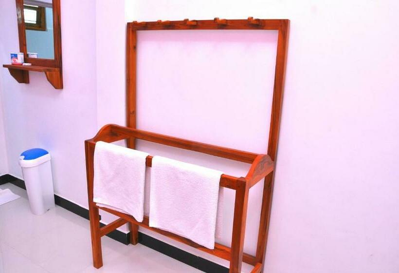 Standard Trippelrum, Hilton Cottage