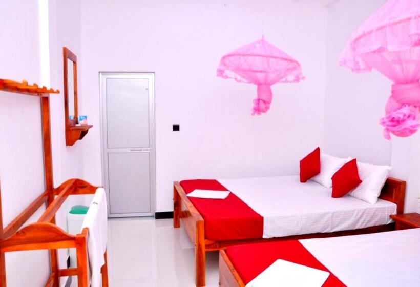Quarto Estandar, Hilton Cottage