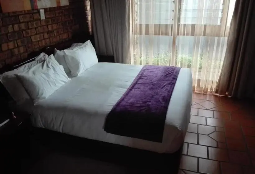スタンダードルーム, Vido Lodge And Conference Centre
