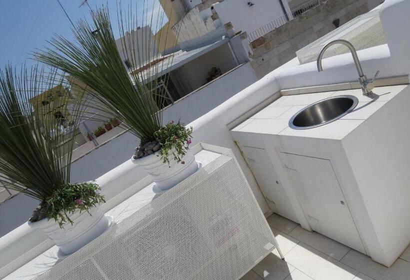 خانه 1 خوابه, Sirenè