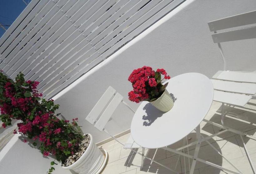 خانه 1 خوابه, Sirenè