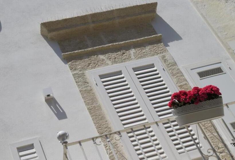 خانه 1 خوابه, Sirenè