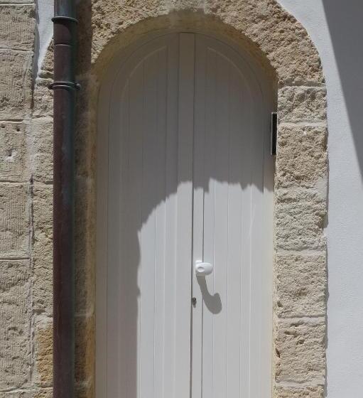 خانه 1 خوابه, Sirenè