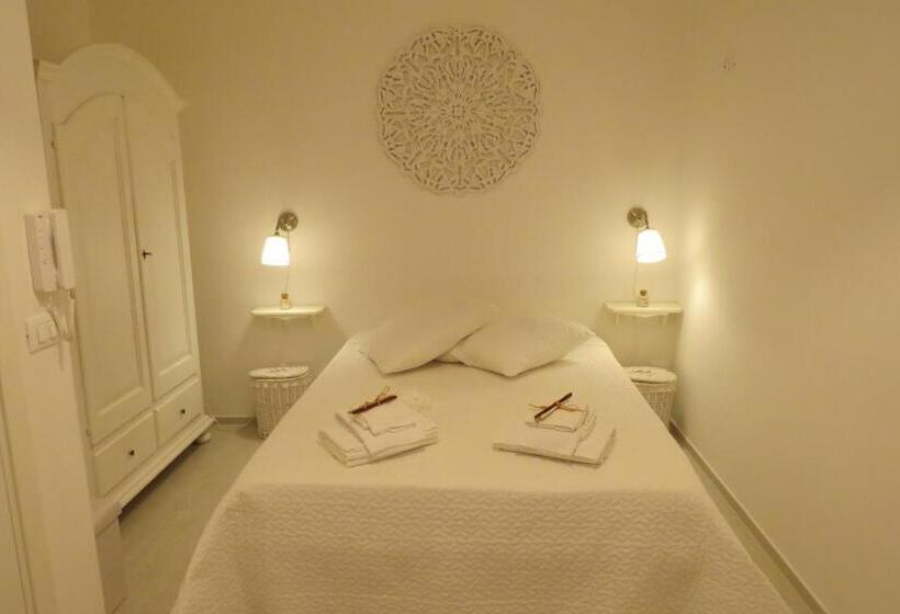 خانه 1 خوابه, Sirenè