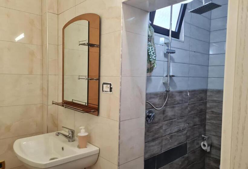 חדר משפחתי נוף לגינה, Villa Gersina Golem