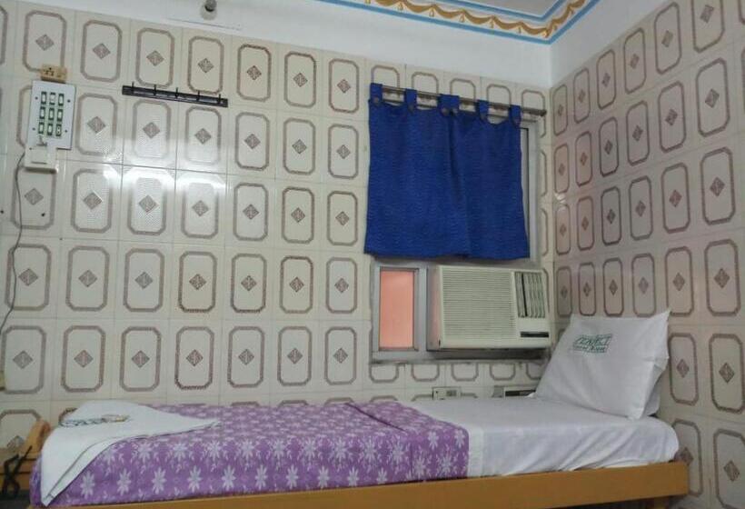 Deluxe Room, Perfect Guest House