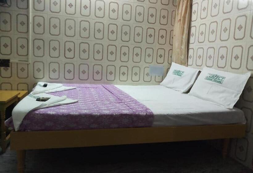 Single Deluxe Room, Perfect Guest House