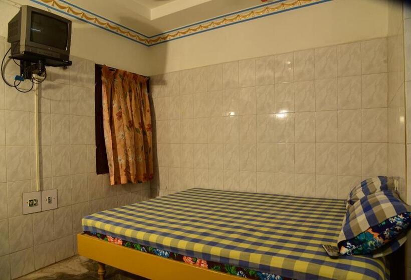 Single Deluxe Room, Perfect Guest House