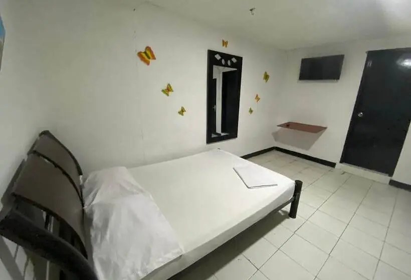 スタンダードルーム, Hostal El Exito