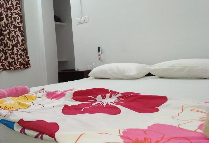 デラックスルーム, Andaman Vacations Home
