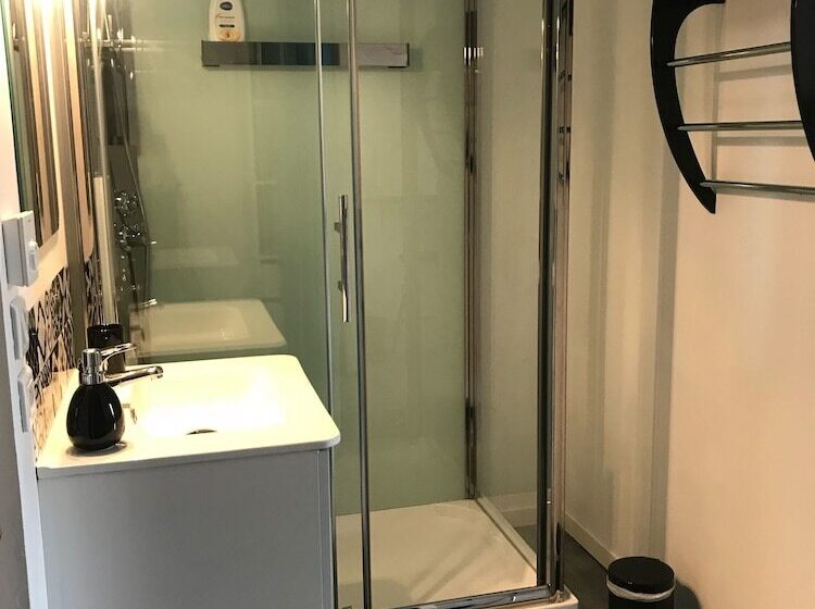 Номер Стандарт, Les Ormeaux