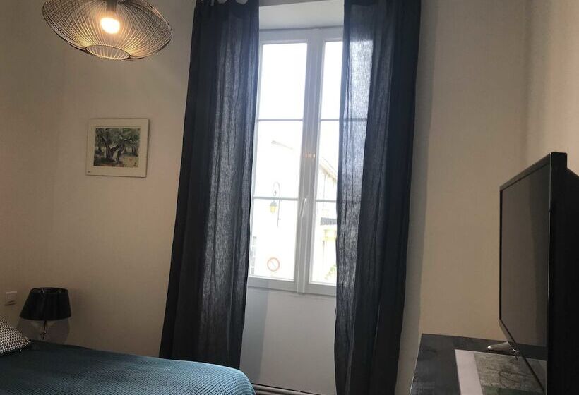 Номер Стандарт, Les Ormeaux
