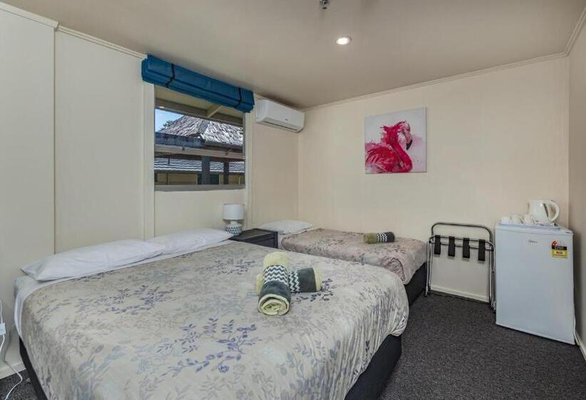 스탠다드 트리플 룸, Riverside Lodge Paihia