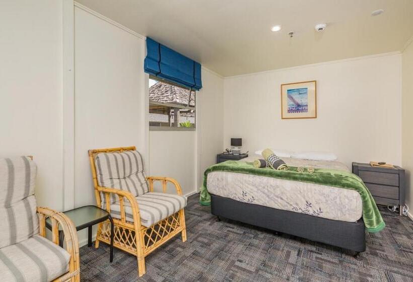 스탠다드 트리플 룸, Riverside Lodge Paihia