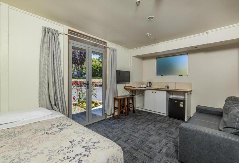 스위트, Riverside Lodge Paihia