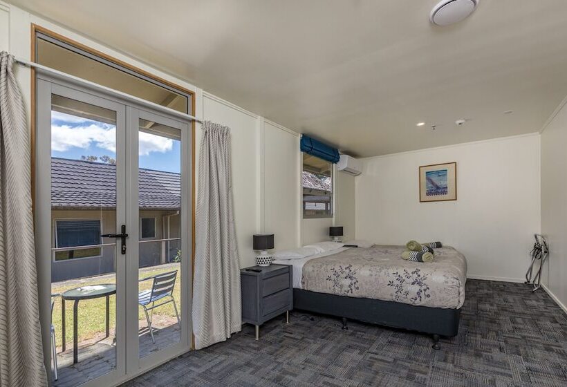 스탠다드 트리플 룸, Riverside Lodge Paihia