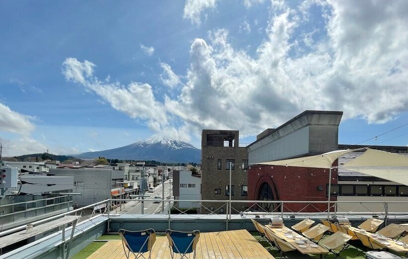 Номер Стандарт, Hostel 1889