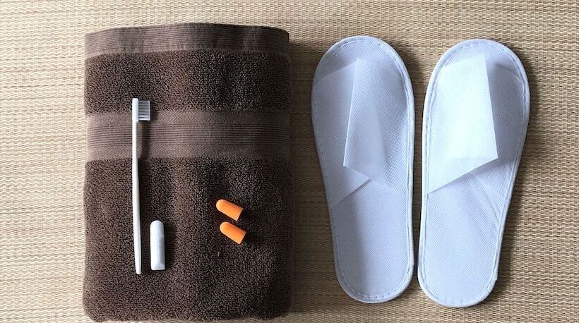 Номер Стандарт, Hostel 1889