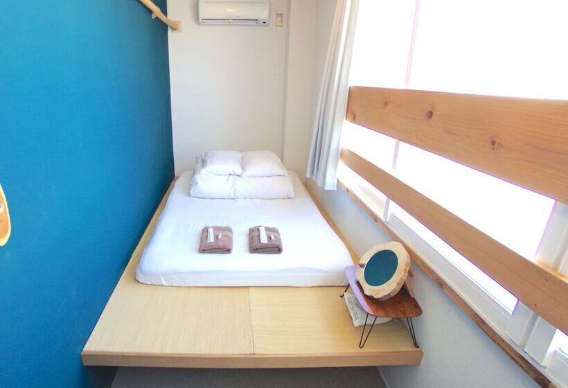 Номер Стандарт, Hostel 1889