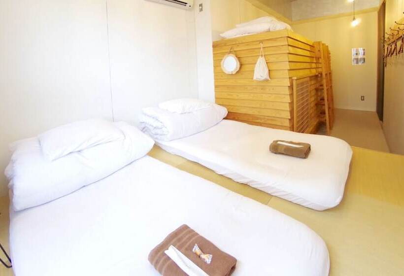 Номер Стандарт, Hostel 1889