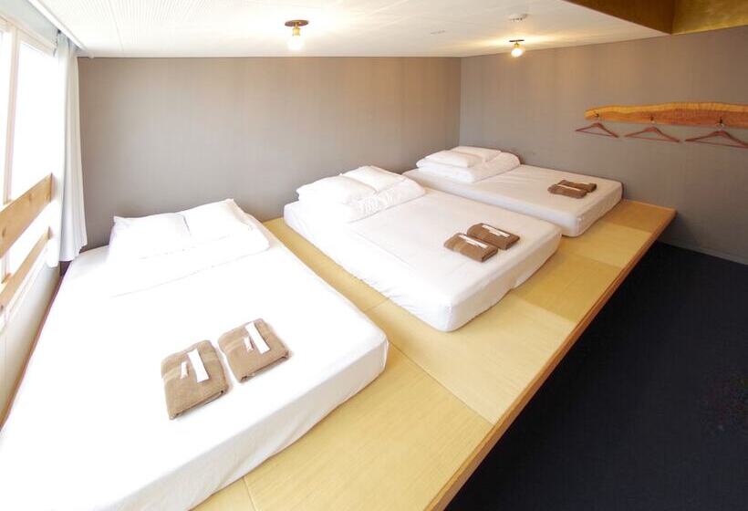 Семейный Номер, Hostel 1889