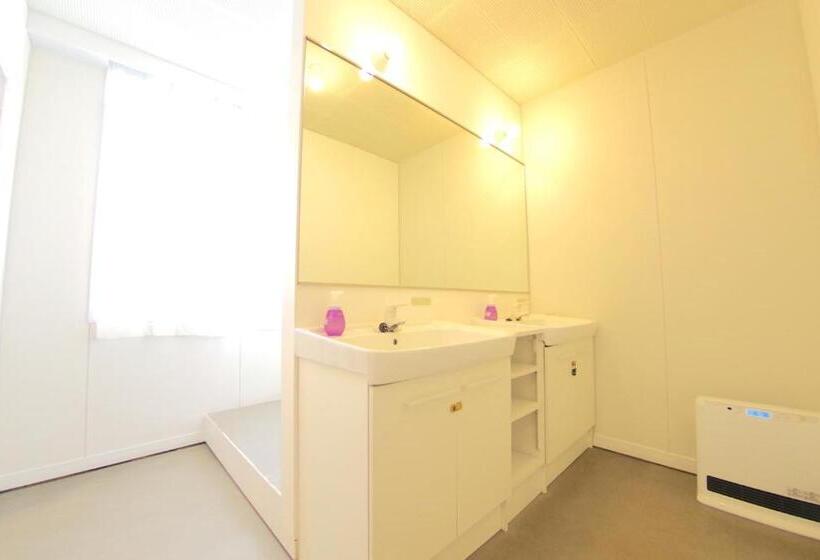 Семейный Номер Совместный Санузел, Hostel 1889