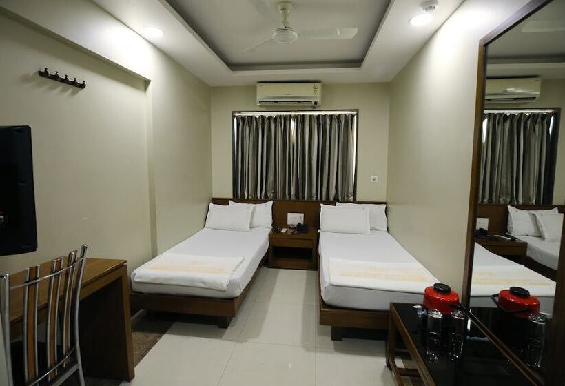 اتاق استاندارد, Bombay International