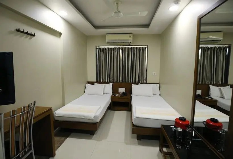 اتاق استاندارد, Bombay International