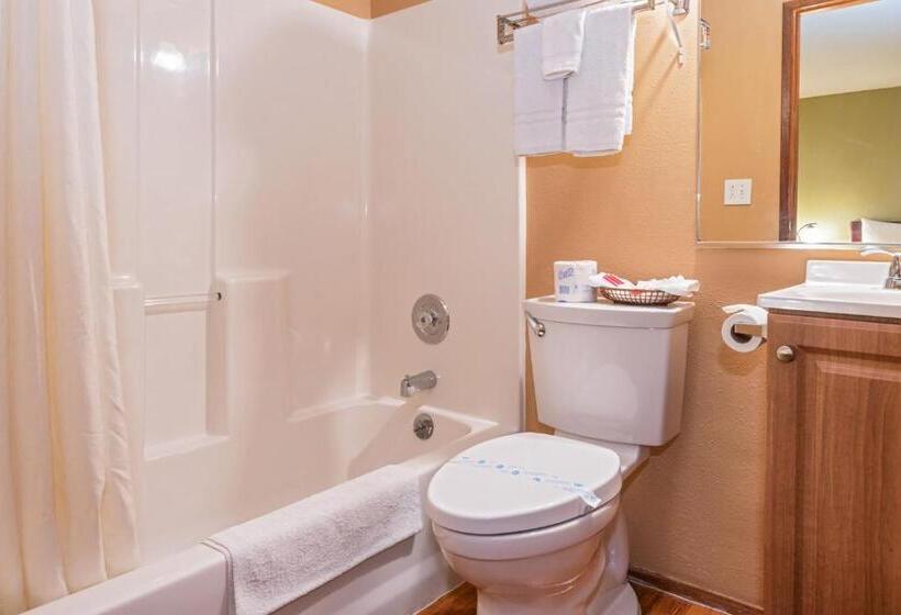 Номер Стандарт, Far West Motel