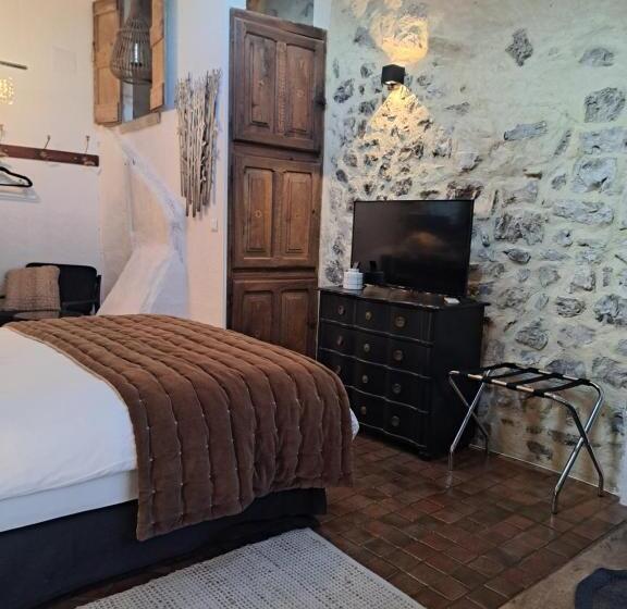 חדר דלוקס עם מרפסת, Hôtel Le Patio De Sophie