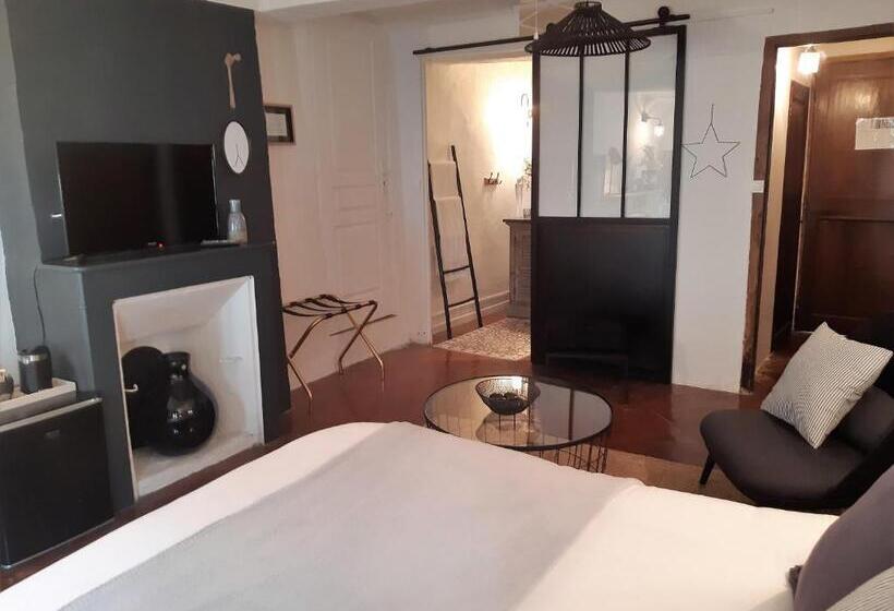 חדר סופריור, Hôtel Le Patio De Sophie