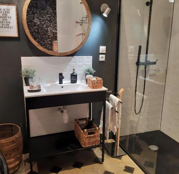 סוויטה דלוקס, Hôtel Le Patio De Sophie