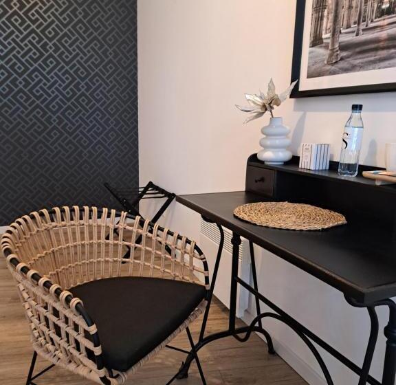 חדר סטנדרט עם מיטת קינג, Hôtel Le Patio De Sophie