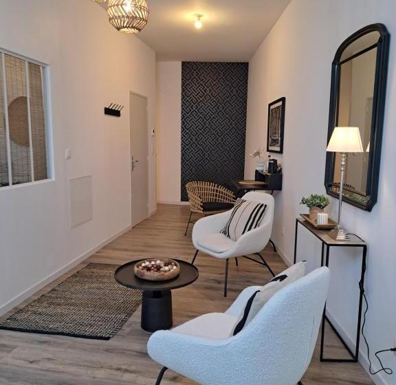 חדר סטנדרט עם מיטת קינג, Hôtel Le Patio De Sophie