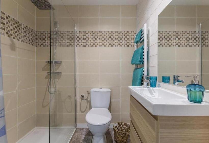 Family Suite, Les Pieds Dans L Eau