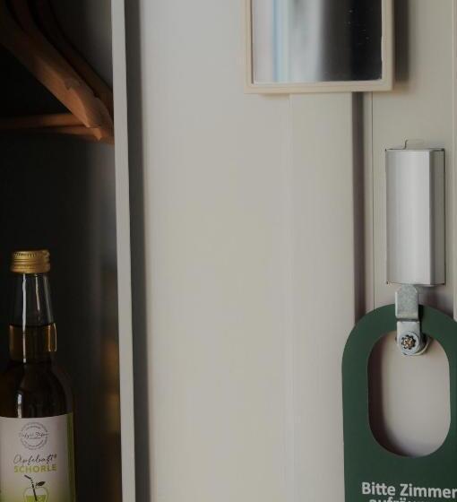 Quarto Quádruplo Standard, Hofgut Stefan