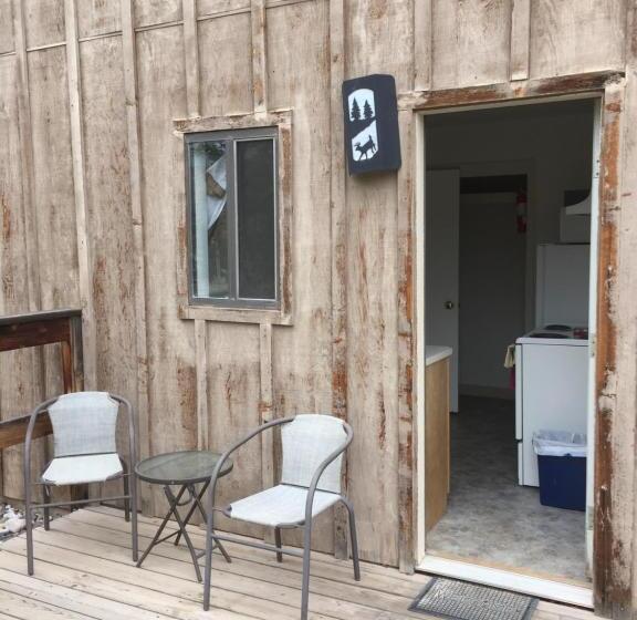 Номер Deluxe с Балконом, Rocky Mountain Lodge