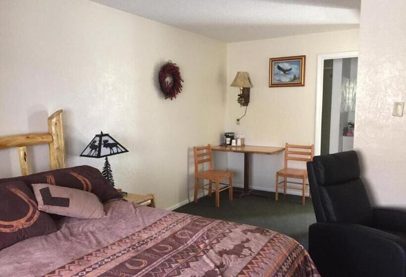 Стандартный Номер Кровать Кинг, Rocky Mountain Lodge