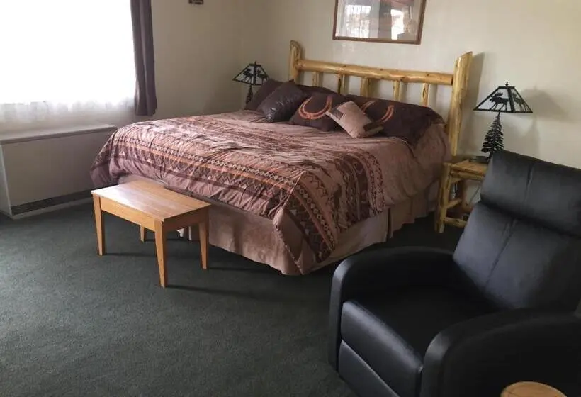 キングサイズベッドのスタンダードルーム, Rocky Mountain Lodge