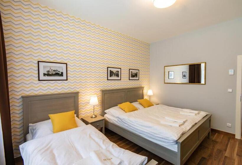 سوییت لوکس, Penzion Vila Slavia