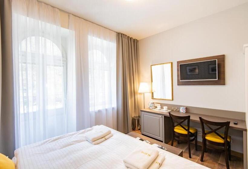 Номер Deluxe с Балконом, Penzion Vila Slavia