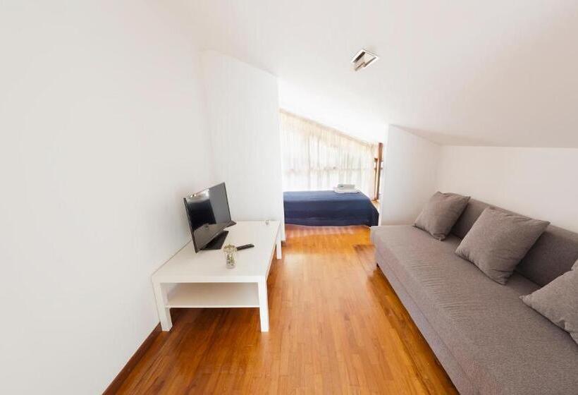 חדר לארבעה סטנדרטי עם נוף לגינה, Bouganville Home Mondello