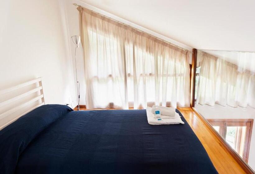 חדר לארבעה סטנדרטי עם נוף לגינה, Bouganville Home Mondello