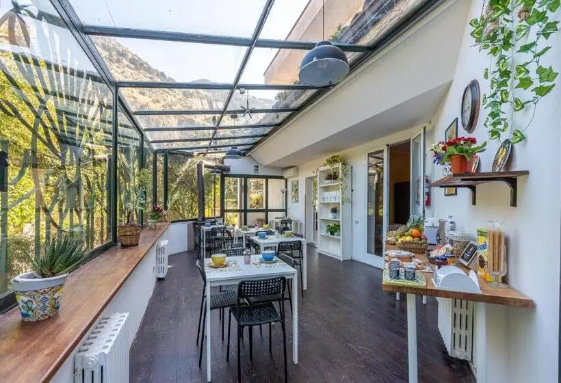 ガーデンビューの１ベッドルームビラ, Bouganville Home Mondello