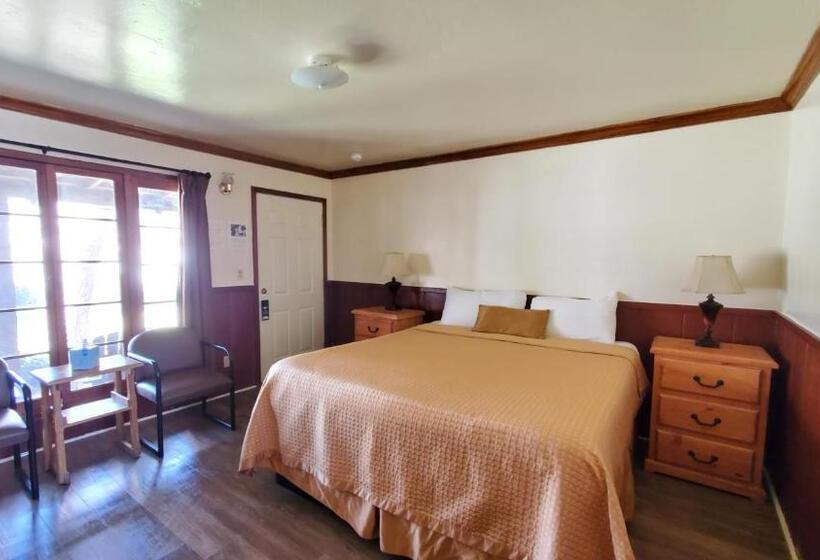 스탠다드 룸 킹사이즈 침대, Kernville Inn