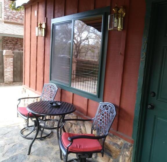 강 전망 스위트, Kernville Inn