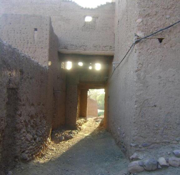 חדר משפחתי נוף לגינה, Kasbah Maktob Tamnougalt