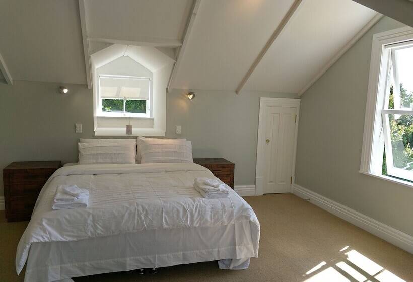 패밀리 룸, Western Springs Villa To Auckland Central Heritage Villa