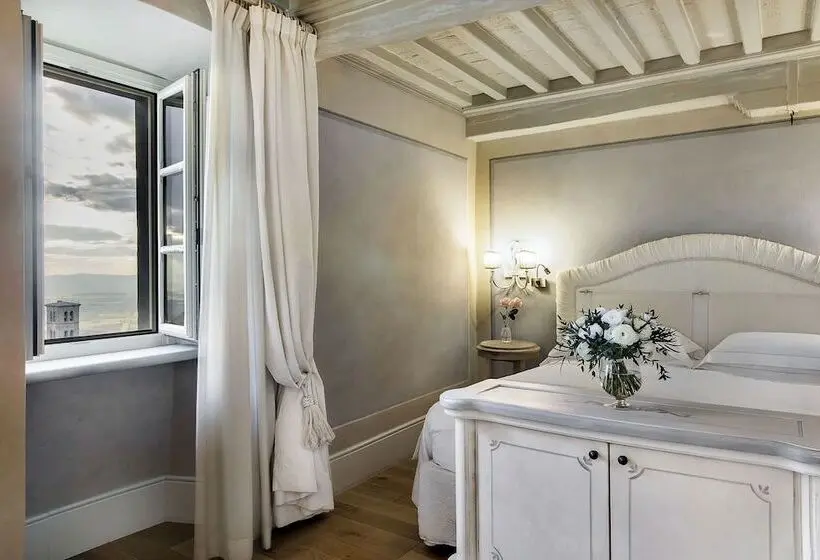 スーペリアールーム, Monastero Di Cortona Hotel & Spa